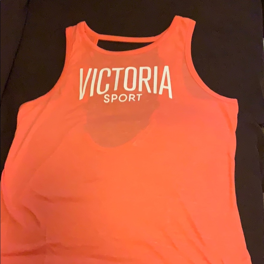 Active tank, NWOT